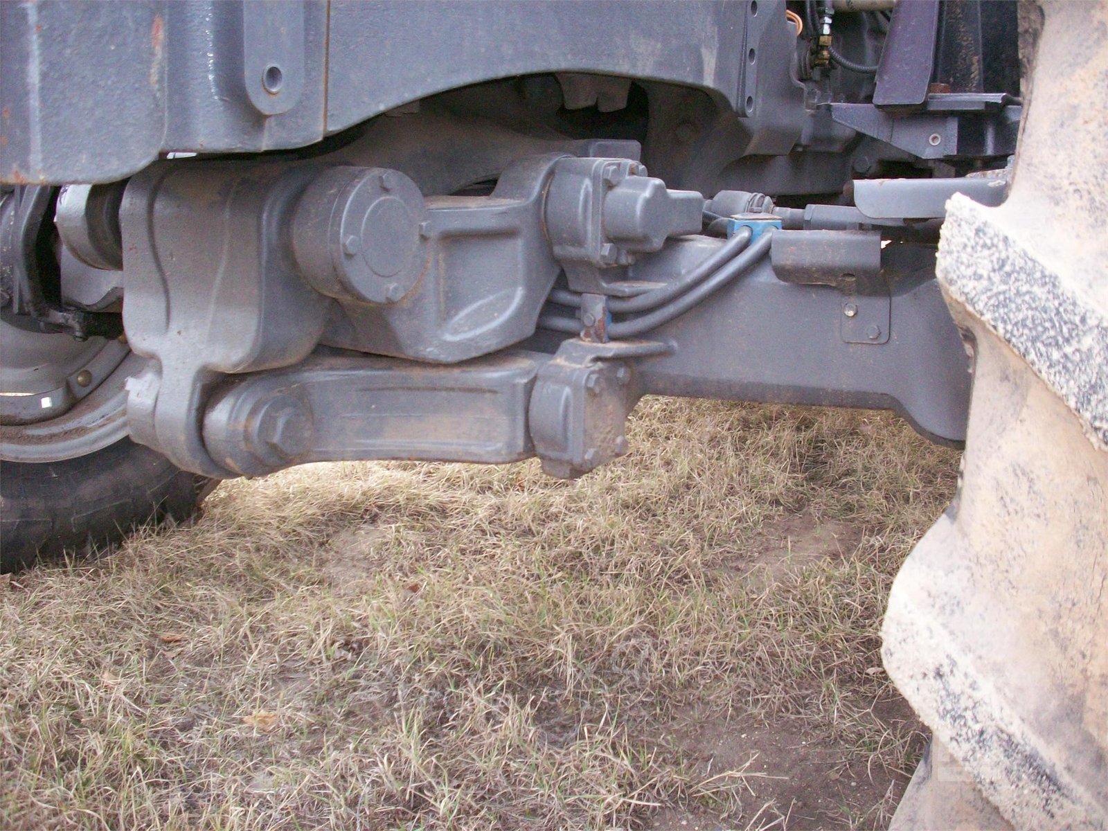2014-Massey-Ferguson-6615_4.jpeg