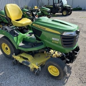 Used 2017 John Deere X754 Tractors