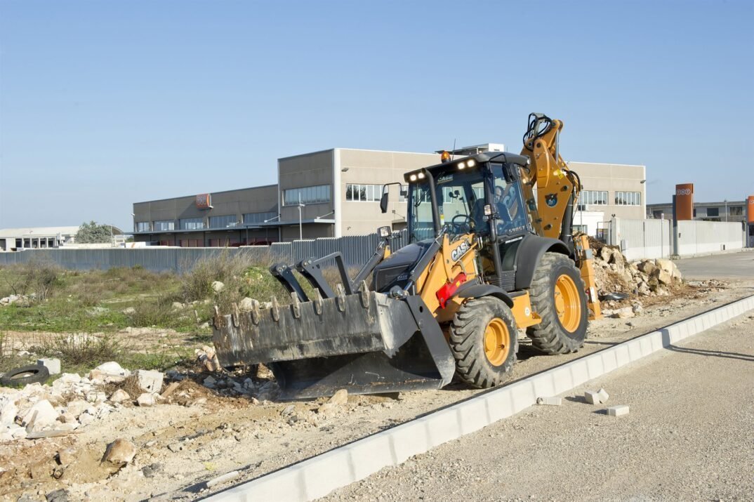 Case-590ST-Backhoe-6.jpg