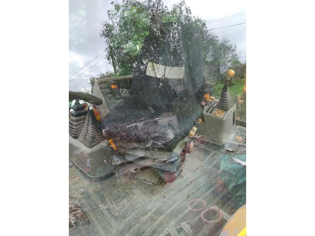 Used-JCB-4CX-Sitemaster-Backhoe-Loader-2.jpg