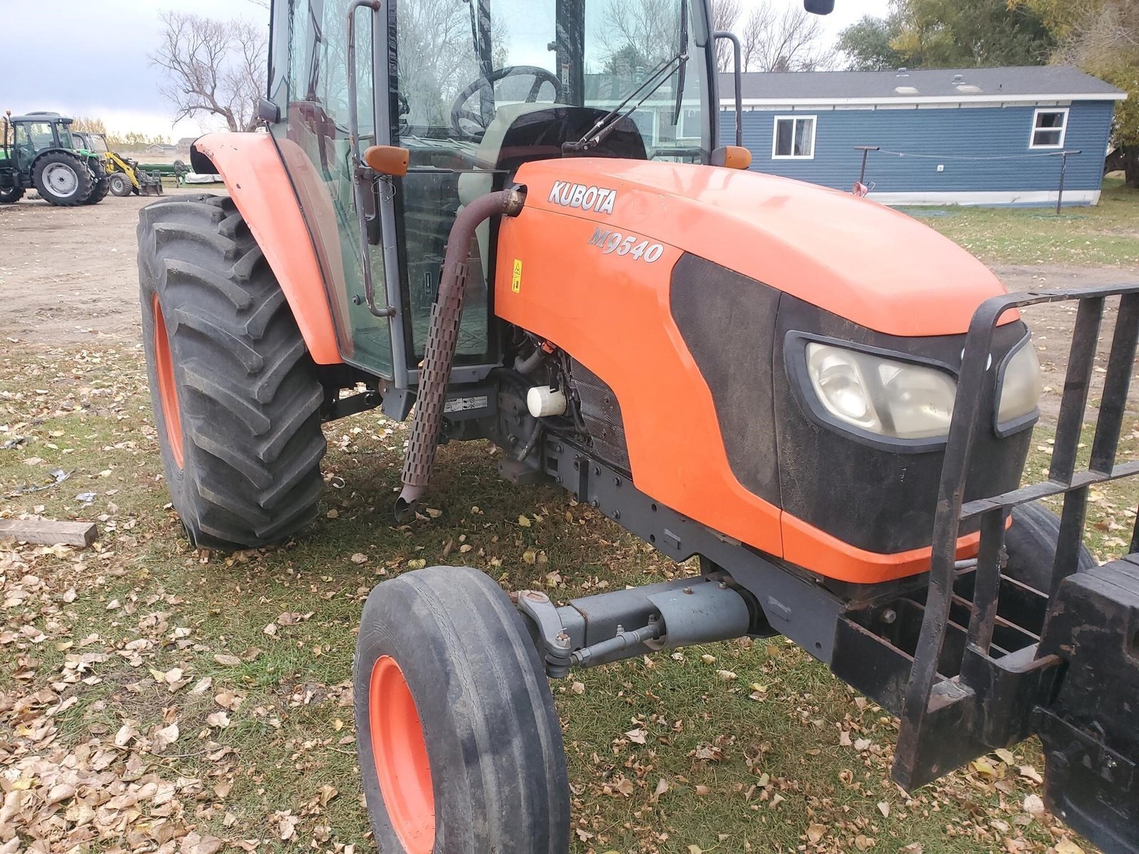 Used-Kubota-M9540-Tractor_2.jpg